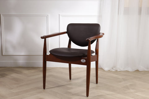 Black Wishbone Chair